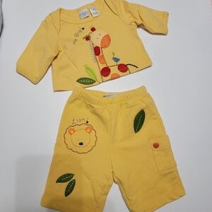 Talbots Kids stretch baby New Born vintage neutral 2 piece set